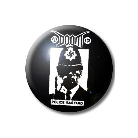 Badge DOOM (2)