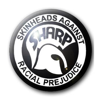 Button SKINHEADS AGAINST RACIAL PREJUDICE - SHARP (1)