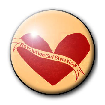 Badge REVOLUTION GIRL STYLE NOW