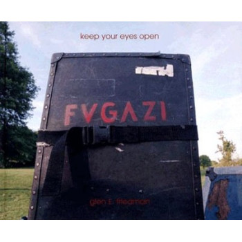 Livre KEEP YOUR EYES OPEN: FUGAZI